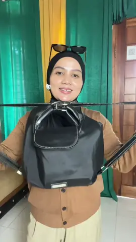 Tas 2in1 dari nalala cakep mewah murah no debat!!! #taswanita #tas2in1 #tasmurah #paydaysale #ModalKontenDoang 