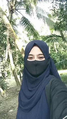 🖤👀