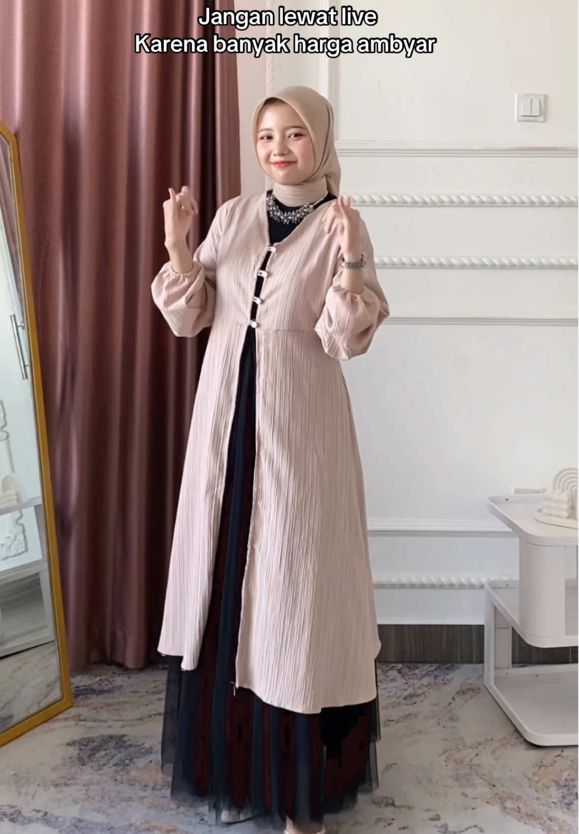 Join Live sekarang 😍#ootdkondangan #outfitinspiration #outfitcheck #fyp 