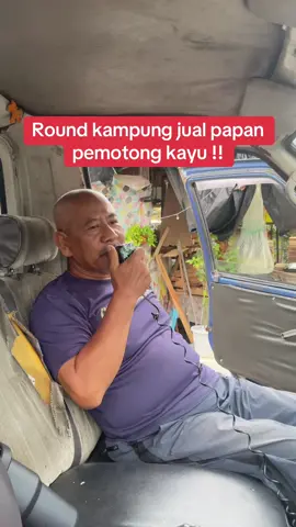kita turuj padang harini, papan pemotong ada di beg kuning gaiss #pov #povs #povstories #povindonesia #tiktoklive #livehighlights #choopingboard #papanrewang #fyppppppppppppppppppppppp #foryoupage #xybca #kelantan #malaysia #kampung #village 