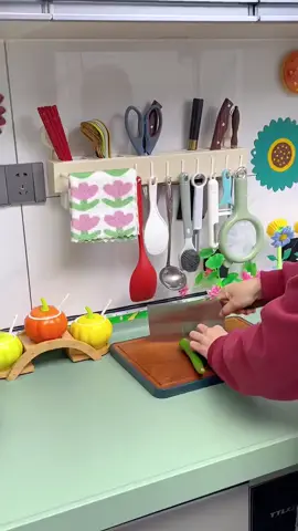 Kệ gần tường để dụng cụ #giadungtienich #vaireview 