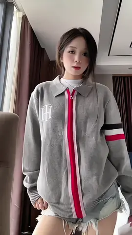 Áo len dệt kim cao cấp phong cách đường phố, Áo len HTI khóa kéo nhấn đường đỏ #aolennu #aolendetkim #thoitrangnu 