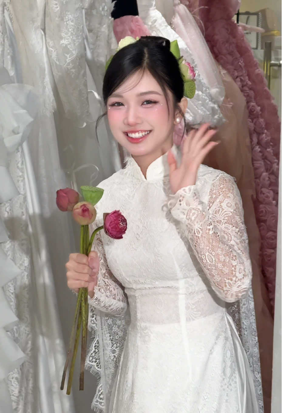 Bắt đền đi, không biết đâu. Hôm nay cô dâu này cười tươi quá #fyp #xuhuong #makeup #makeupcodau #makeupcantho 