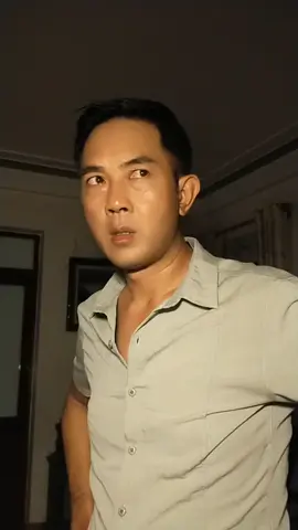 lật hơn bánh tráng .
