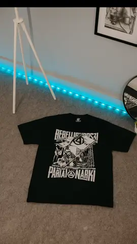 Kaos T-shirt Band Rock Rebellion Rose - Pria Dewasa Hitam - Combed #punk #kaospunk #rock #rose 