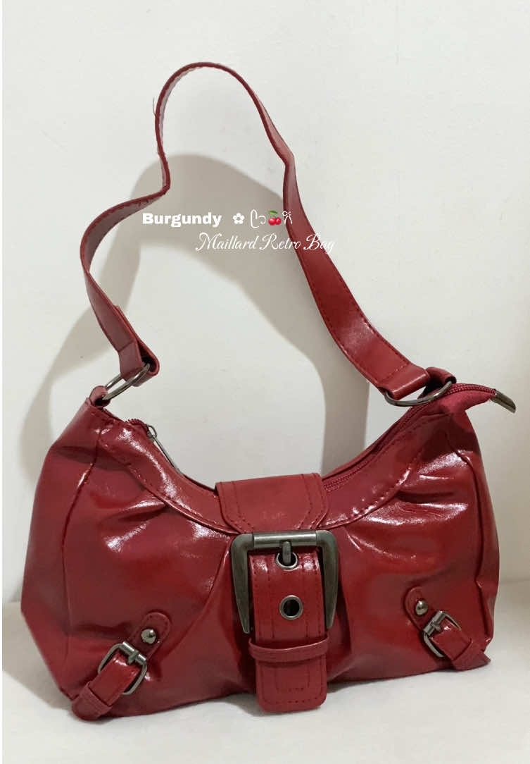 Step up your fashion game with the Maillard Retro Style Bag ✨ Perfect for any outfit, this bag blends classic charm with modern function. Whether you’re out for casual errands, a coffee date, or a night out, it gives you that effortless star vibe 🌟 Lightweight, stylish, and versatile — your go-to sling for everyday chic 💕 #MaillardBag #Retrobag #ChicEssentials #StreetStyleVibes #burgundybag 