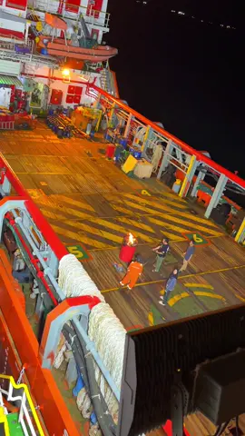 #tidaksemuaharussekarangkarenatuhanlebihtahuwaktuyangtepat #bismillahirrahmanirrahim #allhamdulliah_for_everything❤ #pelautindonesia🇲🇨🇲🇨 #seamanlife 