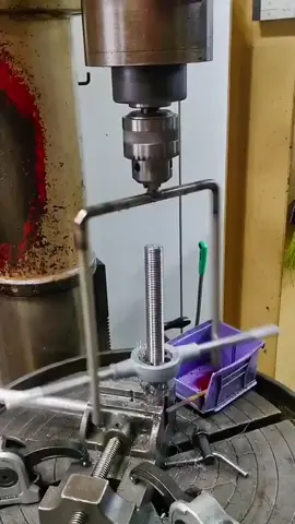 Turning thread #lathe #lathemachining #svanfonminilathe #lathetool #latheworkpiece #lathesetup #latheautomation #cuttingtools #cnccuttingtools #carbidetools #cnctools #cncmachining #turningprocess #machiningprecision #metalturning #toolpath #workholding #chipremoval #surfacefinish #tools #machine #MACHINING #Turning 