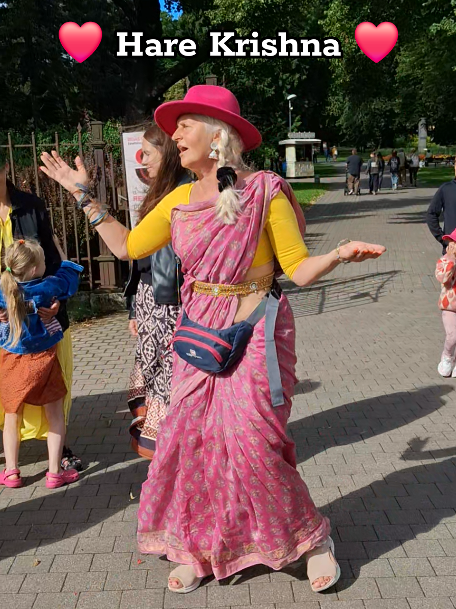 SRILA PRABHUPADA KI JAI ❤️ Maha Harinama, chanting of the Holy Names of the Lord in honor of the appearance of Srila Prabhupada in Riga, Latvia, August 17, 2025. #prabhupada #srilaprabhupada  #harekrishna #прабхупада #харинама @Jaganmitra das @Iskcon_Harinam @iskcon_riga @Kirtan-rasa das @Radha Kirti 