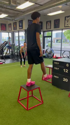 Building Arizona’s Next Top Athlete And Rehabbing Each Individual To Be The Best Version Of Themselves After Injury..👌👌 #Move #Comeback #NBA #Fitness #SportsPerformance 