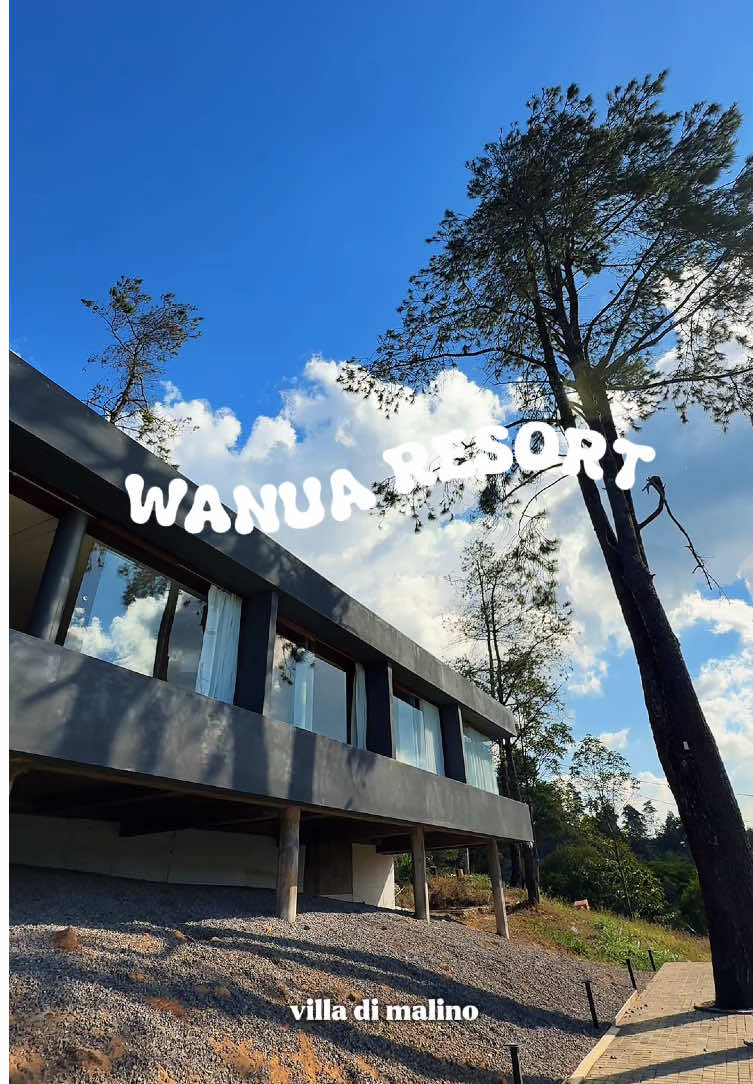 Resort terkeren di Malino, Kabupaten Gowa. Impian semua orang buat nginap disini sih! Resort ala pinterest yang pemandangan alamnya luar biasa estetik. #malino #villamalino @Wanua Resort 