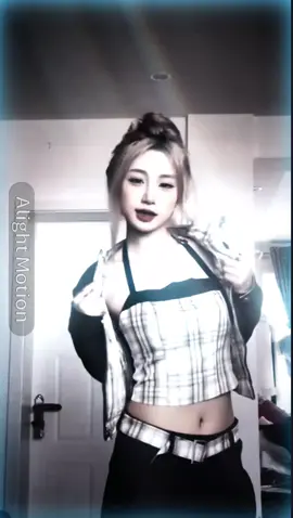 Share vid edit sẵn kcan cre  Đc phép thay nhạc, thêm wtm  Ko mag đi solo, share lại  #thzy_grp🎐 #oqrea_🏖 #sushi_bar🍣 #KsiiDayy #Ksiingauloiii 