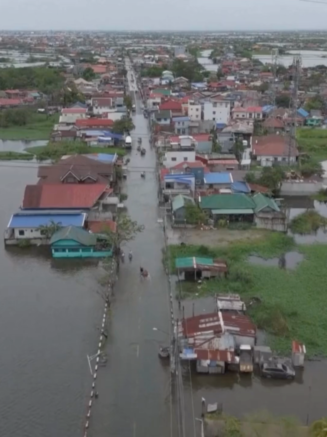 WATCH: Drone shots taken on September 23, 2025, which showed flooding in Apalit, Pampanga, after heavy rain brought by Super Typhoon “Ragasa” (formerly #NandoPH) hit the area. According to the Hong Kong Observatory, “Ragasa,” the world's most powerful tropical typhoon this year, packed hurricane-force winds of up to 220 kph (137 mph) and is edging closer to the coast of southern Guangdong province in China. Courtesy: Reuters #gmanews
