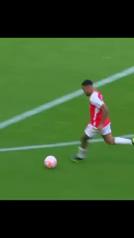 But incroyable in the football  #viral#fyp#foryou#viralvideo#foryoupage