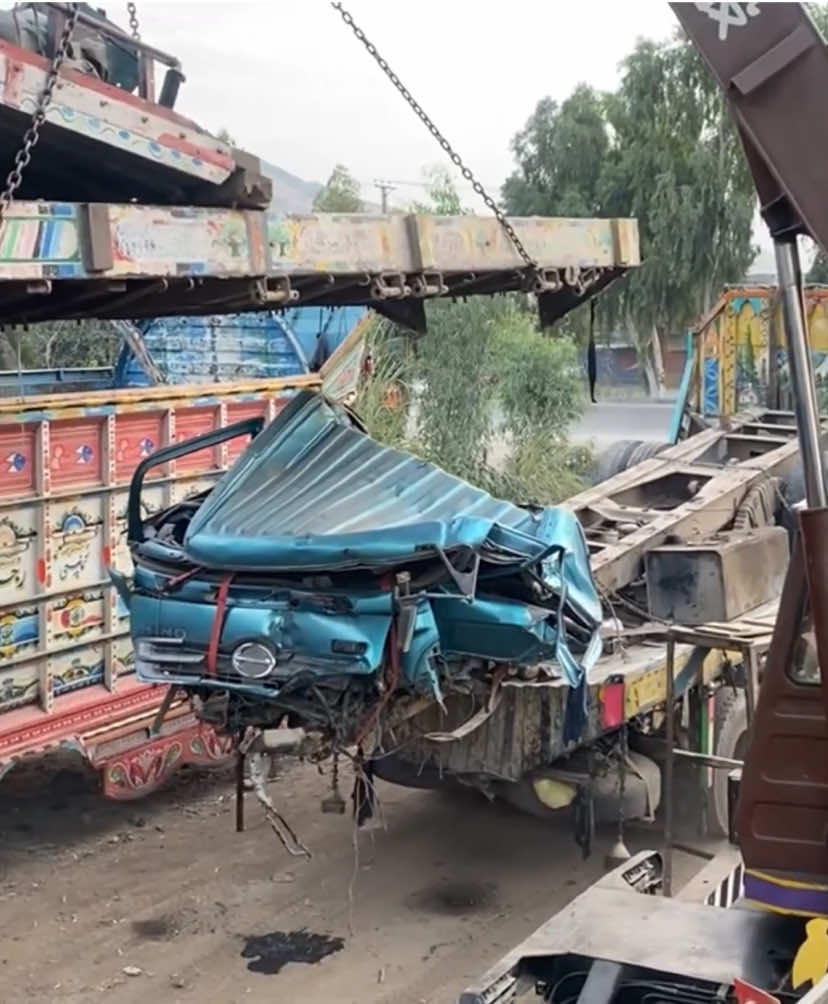 Restoration Badly Damaged Truck .. #Restoration #Badlydamagedtruck #millionaudition 