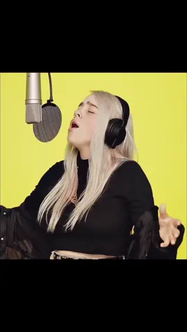 Billie's evolution in the color studio #billieeilish #color #watch #wildflower #idontwannabeyouanymore 