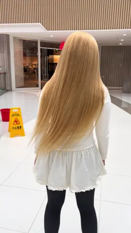 Beautiful 🔥🔥🤩🤩💓💓#fyp #wighair #hairtutorial #foryou #honeyblondehair 