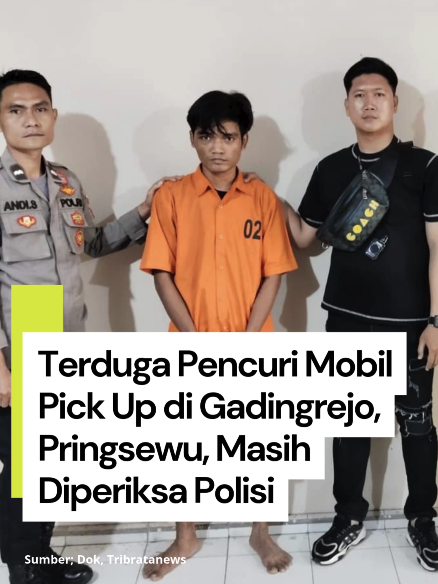 Hingga saat ini polisi masih memeriksa S, tersangka pencuri mobil. Sebelumnya pria 33 tahun itu dihajar warga usao terpergok mencuri mobil pick-up di Pekon Tambahrejo, Kecamatan Gadingrejo, Kabupaten Pringsewu. Mengutip Tribratanews, Kapolsek Gadingrejo, AKP Herman mengatakan  warga Kecamatan Semaka, Kabupaten Tanggamus itu diduga hendak mencuri mobil pick-up Suzuki Futura bernomor polisi BE 8847 AML milik warga bernama Krisna.  Aksi tersangka itu dipergoki korban dan istrinya yang terbangun setelah mendengar suara mencurigakan. Saat dicek, mereka mendapati seorang pria berada di dalam mobil, sementara seorang pelaku lainnya menunggu di atas sepeda motor di pinggir jalan. 