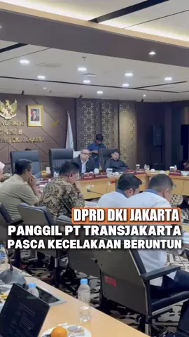 Komisi B DPRD DKI Jakarta mengevaluasi pelayanan PT Transjakarta pasca tiga kali kecelakaan beruntun dalam rapat kerja, Selasa (23/9). Agar keamanan dan kenyamanan warga pengguna bus transjakarta juga jalan tetap terjamin, Komisi B merekomendasikan agar PT Transjakarta mengevaluasi penerbitan sertifikasi bagi pramudi, memperketat pengujian kelayakan pramudi melaksanakan pekerjaan, hingga menyempurnakan rambu lalu lintas. Rapat dipimpin Ketua Komisi B DPRD DKI Jakarta Nova Harivan Paloh. Hadir dalam rapat evaluasi Direktur Utama PT Transjakarta Welfizon Yuza, dan Asisten Perekonomian dan Keuangan Sekretaris Derah DKI Jakarta Suharini Eliawati. ——— Commission B of the Jakarta Capital City Council (DPRD) evaluated the services of PT Transjakarta following three consecutive accidents in a row during a working meeting on Tuesday (23/9). To ensure the safety and comfort of Transjakarta bus passengers as well as road users, Commission B recommended that PT Transjakarta review the issuance of certifications for drivers, tighten driver competency testing, and improve traffic signage. The meeting was chaired by DPRD Jakarta Commission B Chairman, Nova Harivan Paloh. Present at the evaluation meeting were President Director of PT Transjakarta, Welfizon Yuza and Assistant for Economic and Financial Affairs to the Jakarta Regional Secretary, Suharini Eliawati. #DPRD #DPRDDKI #DPRDDKIJakarta #Evaluasi #Pelayanan            