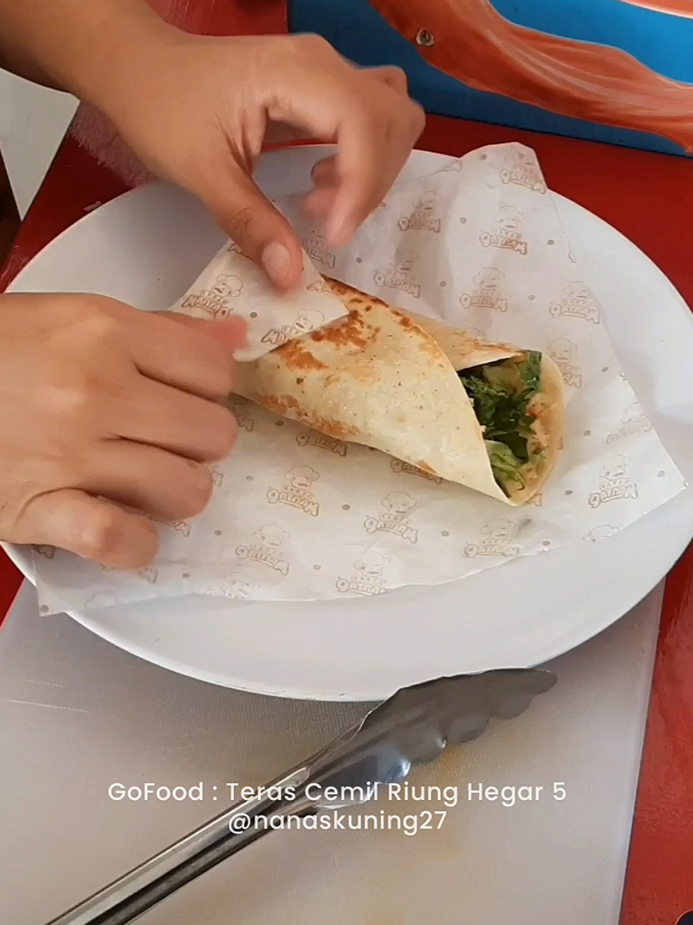 GoFood : Teras Cemil Riung Hegar 5, Riung Bandung. di KEBAB-in dulu kaka,,  kebab cheese beef cuma 13-ribuan,, kenyang di perut, ketagihan di mulut,, 🤤👍💖 #jajananviral #jajanankekinian #jajanantiktok 