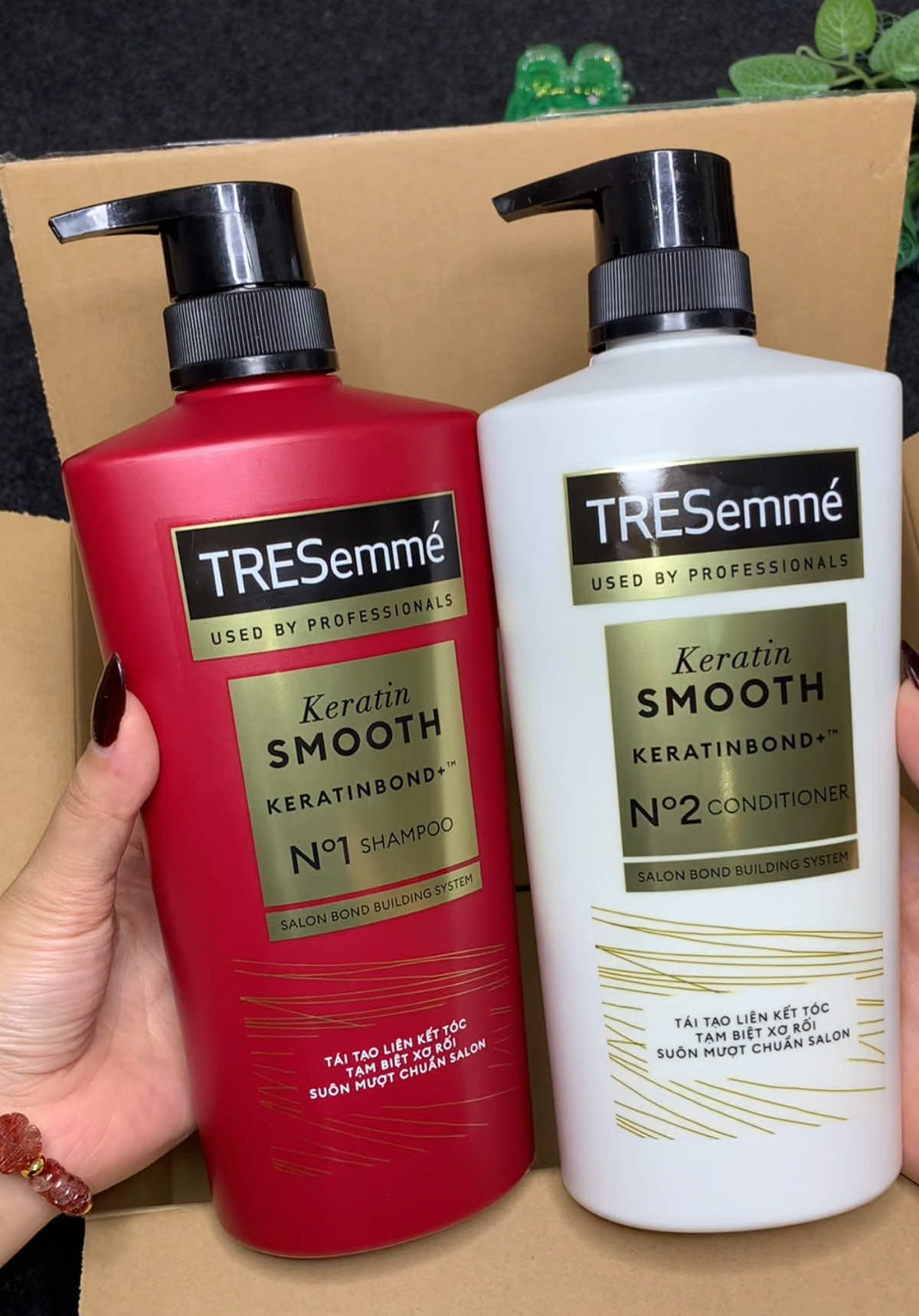 Cặp dầu gội giúp tóc phục hồi hư tổn #haircare #tocdep #tresemme #tocdepchuansalon #hoptaccungunilever 