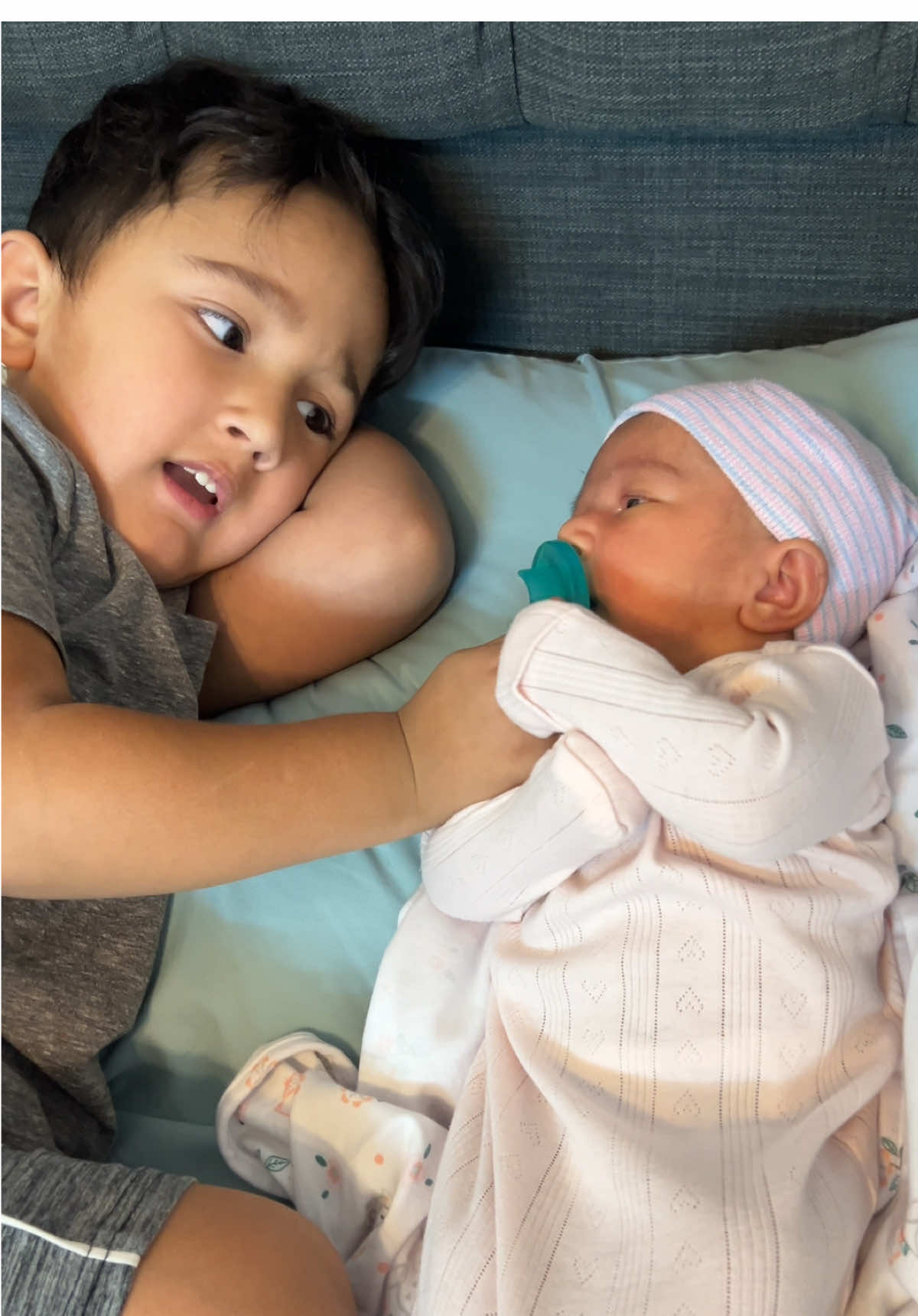 Morning like these🥹Allhumdulilah #babiesoftictok #newborn #newbornbaby #musa 