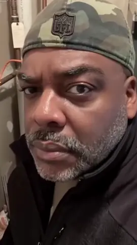 Eye always feel like somebody’s watching me #look #eye #watching #earlharrispro #rockwell 