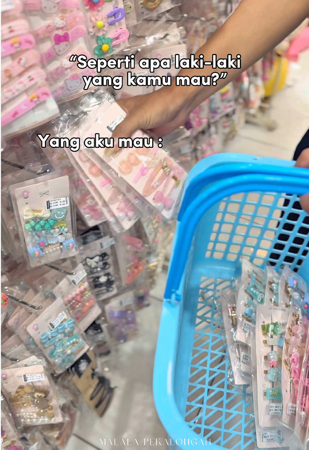 Kita usahakan laki laki yang royal itu😍🫵🏻 Order admin 1 085329900616 #grosiraksesoris #pekalongan #infopekalongan #outfitmurah #storeviral   