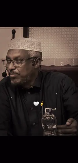 ducooyinka ay adoomaha amaanani ay ku ducaystan #wacdi_iyo_waano #foryou #viralvideos #somalitiktok #100kviews 