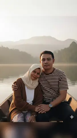 cinta itu memang tak mengenal kasta waktu dan usia🥰