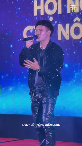 Vẫn bài hát ấy … #phamtruong #xuhuongtiktok #detmonguyenuong #live #nhachaymoingay 