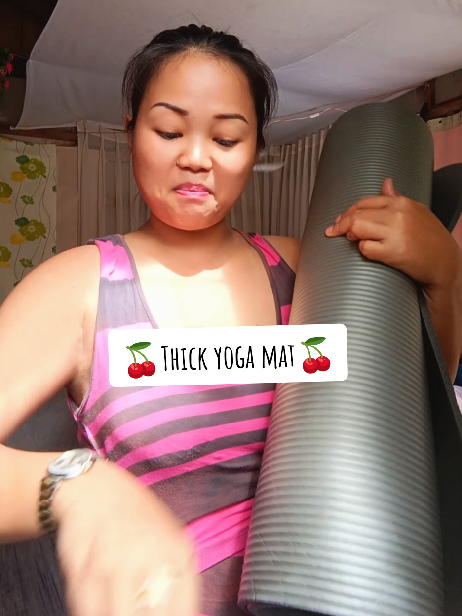 naririnig mo ba sarili mo????? #yogamat #thickyogamat 