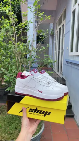 Siêu phẩm không thể bỏ lỡ. #sneakers #nikeairforce1 #xuhuong #xshopnew #giaynamnu 