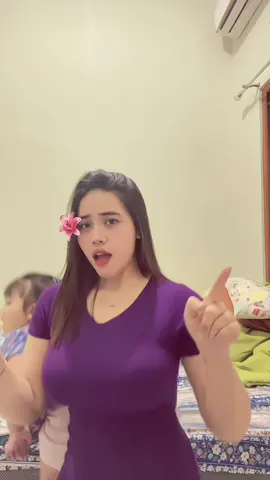Jangan salfok dibelakang ya😂 #berandafyp #fyp #videoanakanaklucu #trending 