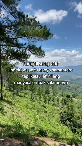 baa kiro kiro sanak? #minang #katakataminang #tiktokminang #quotesminang #laguminang 