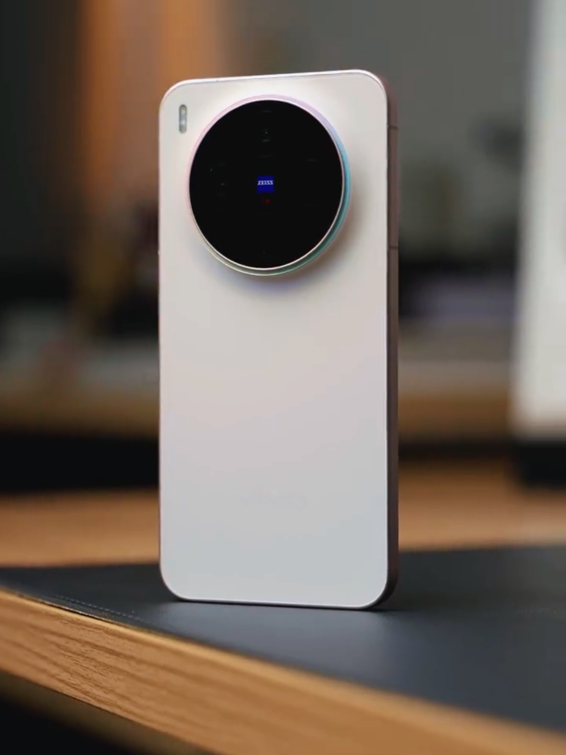 Vivo X300 !! #vivo #x300 #flagship #fyp #xuhuong 