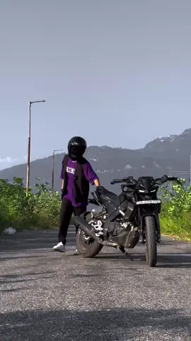 Payar ke Gadhi ray🤗❤️#foryoupage #foryou #dancer #rider 