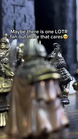 Please be honest with me… 🫩💔 #lotr #lordoftherings #lego
