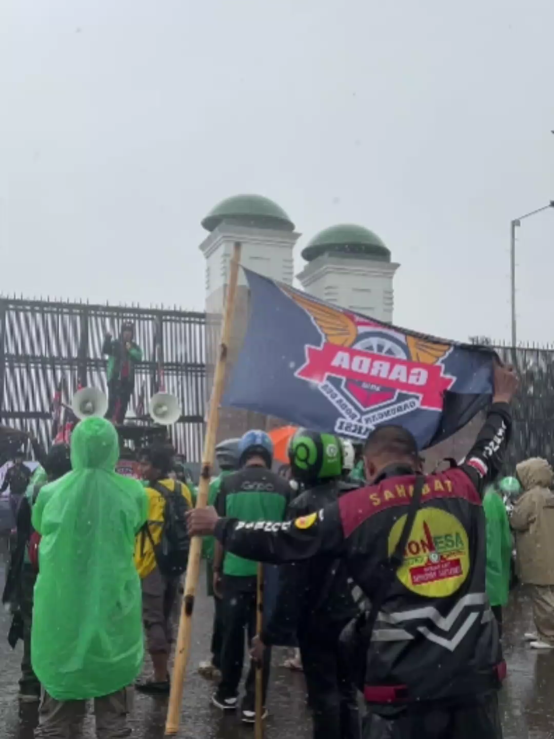 Komisi Ojol 20% Diprotes, Tapi Apa Dampaknya Jika Turun? #ojol #tarif #grab #gojek #fypage