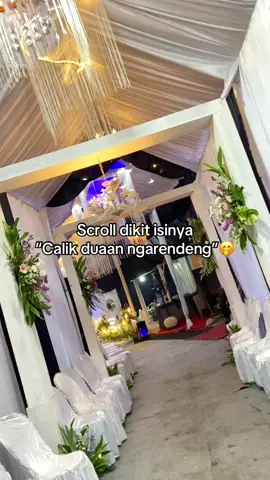 Curiga akhir tahun ini calik duaan ngarendeng🤭 Yuk paket wedding start from 13jt info booking wa: 089680287060 #weddingdecoration #dekorasipernikahan #weddingbogor #weddingmurah #fypviralシ 
