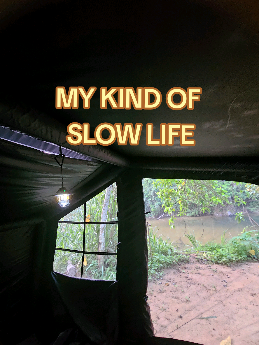 Rupanya tido dalam khemah ni sgt lena...ingakn x best..mungkin sebab penat badan dan suasana alam hutan2 yang cukup mendamaikan.