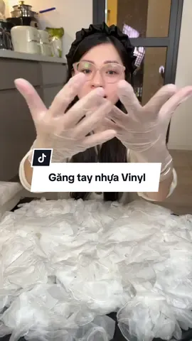 Găng tay nhựa Vinyl đang sale combo 100,200 cái giá siêu hời luôn á☺️#gangtay #gangtaynhua #gangtaythucpham 
