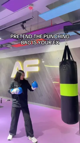 Marupok yan siya #anytimefitness #afjazzmakati #GymTok #gym 