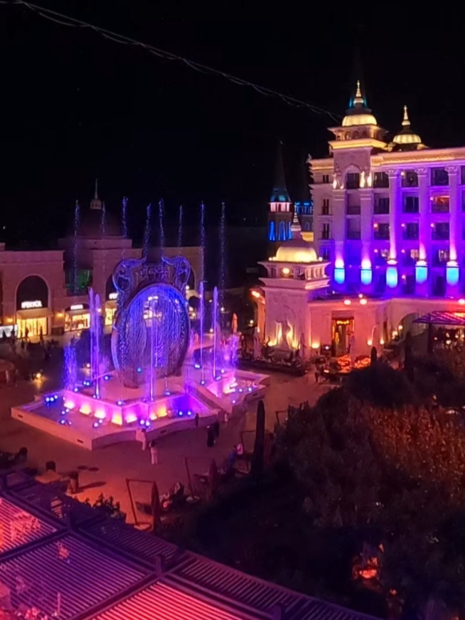 Gate Fountain Show, Kingdom Hotel, The Land of Legends, Antalya, Türkiye 🇹🇷  #thelandoflegends #kingdomhotel #gatefountainshow #fountain #show