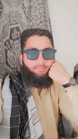 انسان کو کبھی بھی دو چہرے نہیں بھولتے اک جو اسے مشکل وقت میں چھوڑ جائے دوسرا چہرا جو اس مشکل وقت میں ساتھ دے🤏🏻#✍️⭐🌟✍️