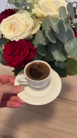 اخي الغالية ابوعبدو الله لا يحرمني منك يا اغلي اخ بدنيا كلها الله يقدرني ردلك الجميل  ياروحي 🥹🥹♥️💖