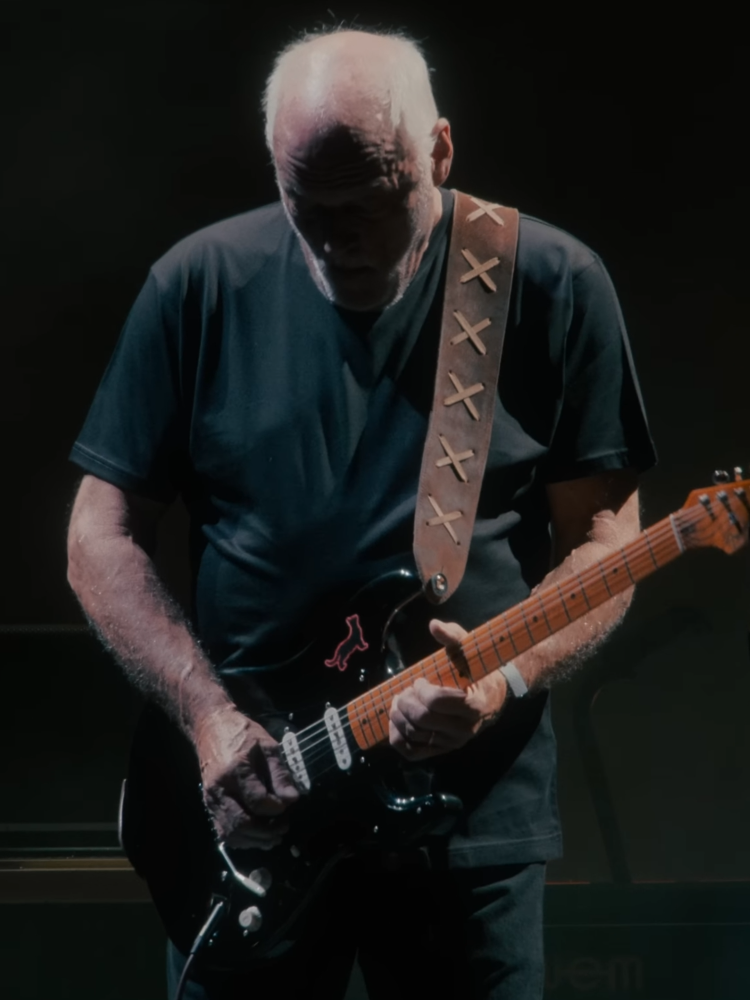 David Gilmour - Between Two Point (with. Romany Gilmour) Guitar Solo. Live at the Circus Maximus, Rome. @davidgilmour @pinkfloyd #music #davidgilmour #pinkfloyd #guitarsolo #guitar