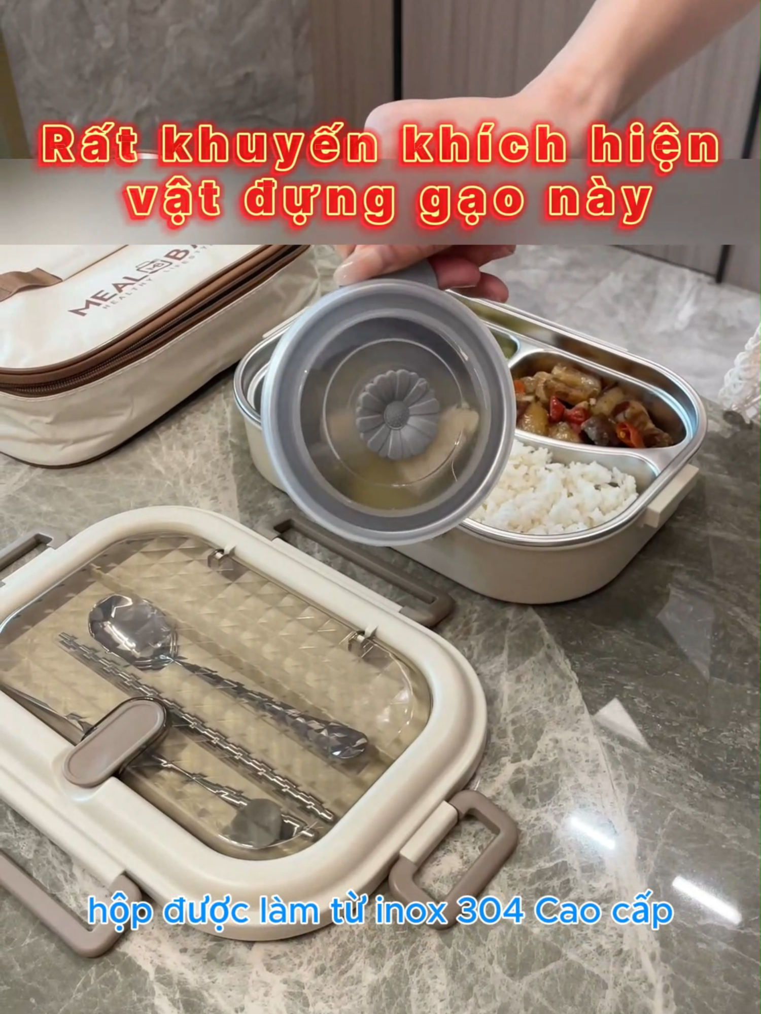 hộp đựng cơm giữ nhiệt inox tiện lợi cho nhân viên văn phòng A~6 #hopcomvanphong #hopcomgiunhiet #lunchbox #hopdungcomgiunhiet #hopdungcom #hopdungcomgiunhietvanphong #doisong #xuhuong #phunu #congnhan