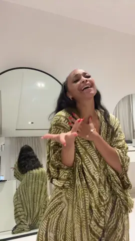 How this song makes me feel 😻