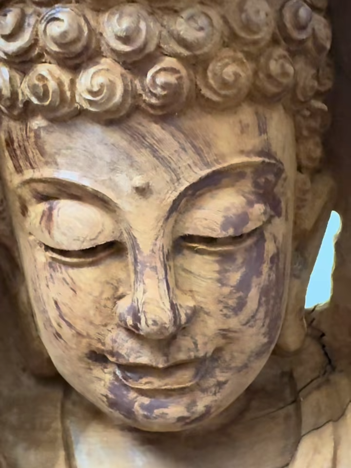 Chỉ cần mặt trời mỗi ngày vẫn mọc lên thì chẳng có thử thách nào là không vượt qua được…!